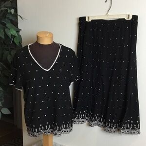 R.Q.T. XL 2 piece top & skirt white & black